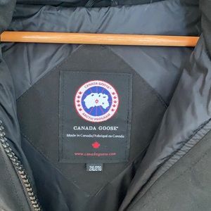 Canada Goose parker black style 3035L